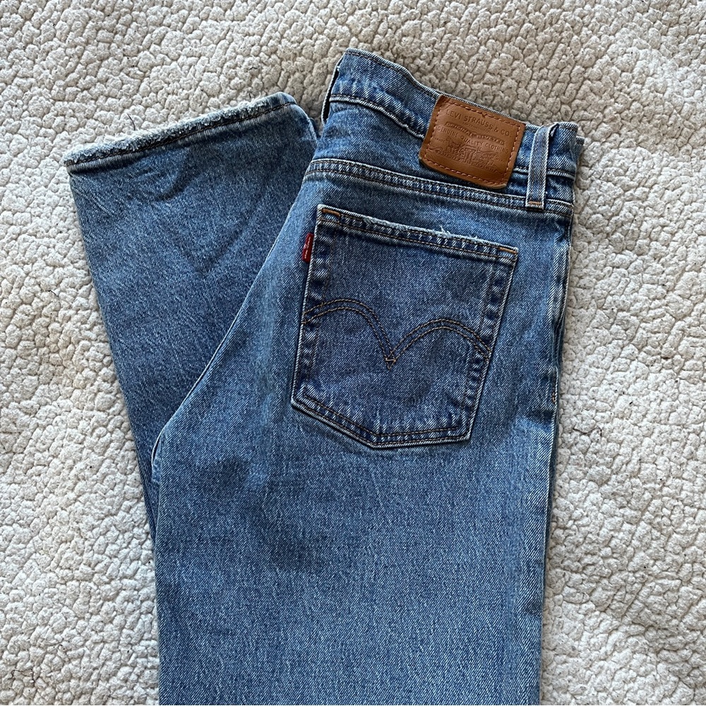 Levis wedgie straight